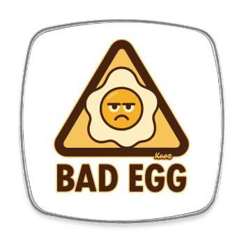 Bad egg with a bad mood - Square fridge magnet - white - Front