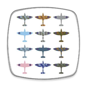 Spitfire Kampfflugzeug / Tarnmuster - Viereckiger Kühlschrankmagnet - Weiß - Vorne