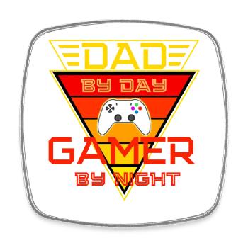 Dad by Day Gamer by Night - Viereckiger Kühlschrankmagnet - Weiß - Vorne