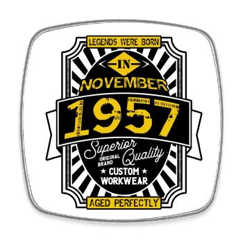 1957 NOVEMBER - Magnet carré - blanc - Devant
