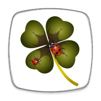 Un trèfle à quatre feuilles avec deux coccinelles - Magnet carré - blanc - Devant