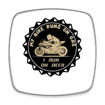 Das Motorrad läuft mit Gas, ich mit Bier - Viereckiger Kühlschrankmagnet - Weiß - Vorne