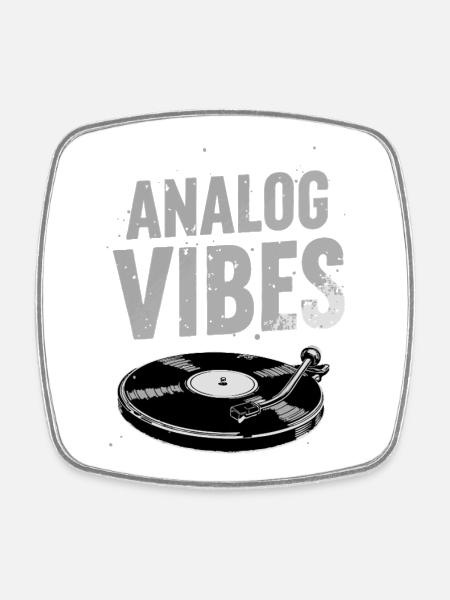 Analog Vibes – Vinyl Plattenspieler Motiv - Viereckiger Kühlschrankmagnet - Weiß