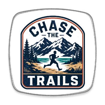 Badge de coureur de montagne Chase the Trails - Magnet carré - blanc - Devant