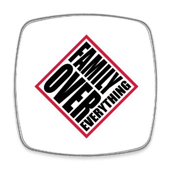 Family Over Everything - Viereckiger Kühlschrankmagnet - Weiß - Vorne