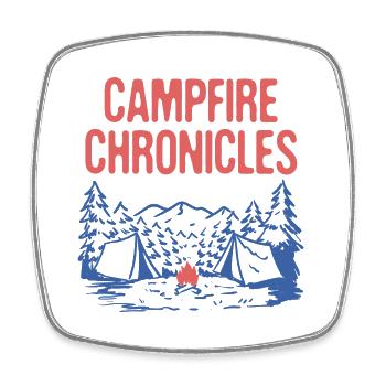 Campfire Chronicles Wildlife Camping Outdoor - Viereckiger Kühlschrankmagnet - Weiß - Vorne