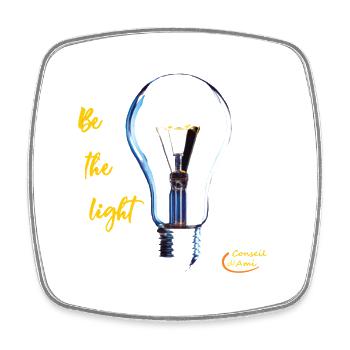 98 - Be the light - Magnet carré - blanc - Devant