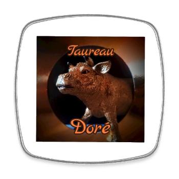 Taureau doré - Magnet carré - blanc - Devant