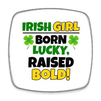 Glücklich geboren, aufgewachsen, mutiges irisches Mädchen St. Patricks Day - Viereckiger Kühlschrankmagnet - Weiß - Vorne
