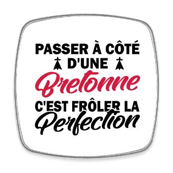 bretonne et perfection / cadeau humour bretonne - Magnet carré - blanc - Devant