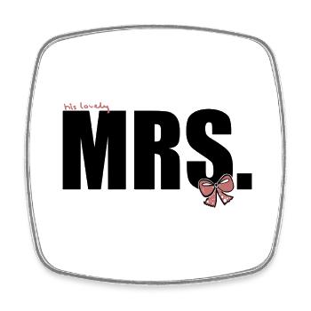 his lovely Mrs - Viereckiger Kühlschrankmagnet - Weiß - Vorne