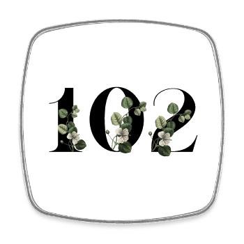 Numéro 102 floral vert - 102e anniversaire floral - Magnet carré - blanc - Devant
