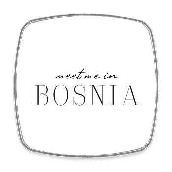 Bosnien T-Shirt: Vielfalt vereint auf einem Shirt - Viereckiger Kühlschrankmagnet - Weiß - Vorne