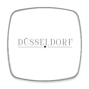 Düsseldorf, Deutschland Eleganz T-Shirt - Viereckiger Kühlschrankmagnet - Weiß - Vorne