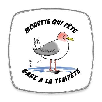 Pélican rouge au rivage stylisé - Magnet carré - blanc - Devant