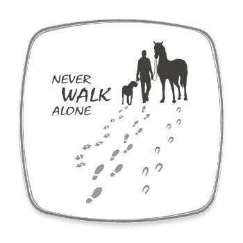 Never walk alone - Hund Pferd Reiter gemeinsam - Viereckiger Kühlschrankmagnet - Weiß - Vorne