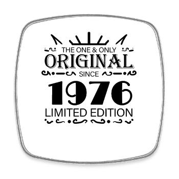 Born 1976 - Square fridge magnet - white - Front