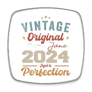 Juin 2024 Vieilli à la perfection Millésime juin 2024 - Magnet carré - blanc - Devant