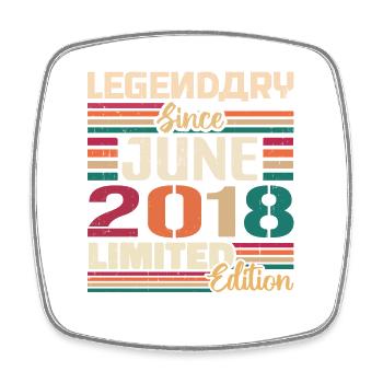 Legendary June 2018 Limited Edition Juni 2018 - Viereckiger Kühlschrankmagnet - Weiß - Vorne