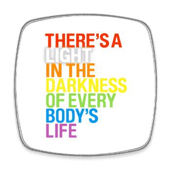 There's a light / Es gibt ein Licht in Dunkeln - Square fridge magnet - white - Front