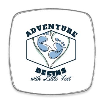 Adventure Begins with Little Feet Cadeau Naissance - Magnet carré - blanc - Devant