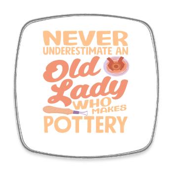 Never underestimate an old lady who - Square fridge magnet - white - Front