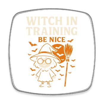 Sorcière en formation Be Nice Costume d’Halloween - Magnet carré - blanc - Devant