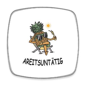 Idle – Funny pineapple in vacation mode - Square fridge magnet - white - Front