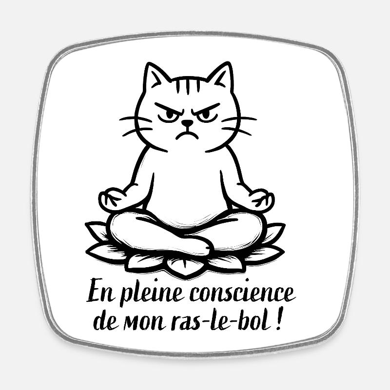 Chat grognon en méditation - Magnet carré - blanc