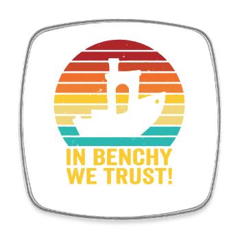 In Benchy We Trust – Retro 3D Printing Design - Square fridge magnet - white - Front