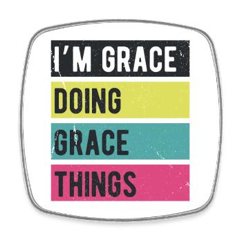Je suis Grace qui fait des couleurs rétro de Grace Things - Magnet carré - blanc - Devant