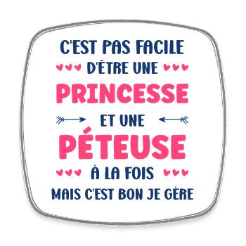 Princess and Pétueuse – daring humor - Square fridge magnet - white - Front