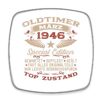 80. Geburtstag Geschenk Mann Oldtimer März 1946 - Viereckiger Kühlschrankmagnet - Weiß - Vorne