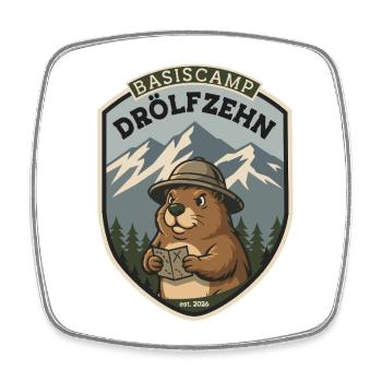 Basiscamp Drölfzehn – Das Patch vom Camp - RCCX - Viereckiger Kühlschrankmagnet - Weiß - Vorne
