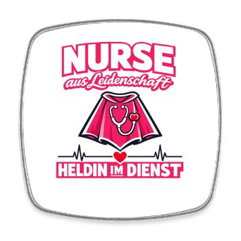 Nurse aus Leidenschaft Heldin im Dienst - Viereckiger Kühlschrankmagnet - Weiß - Vorne