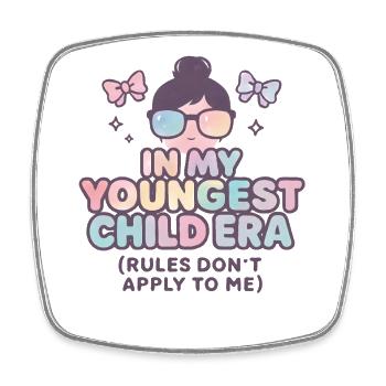 Dans l’humour de l’ère de My Younger Child et de la famille des filles - Magnet carré - blanc - Devant