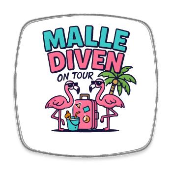 Malle Divas On Tour Women's Flamingo Mallorca Party - Square fridge magnet - white - Front