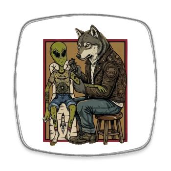 Wolf Tattoo Artist & Alien Kunde – Retro Sci-Fi  - Viereckiger Kühlschrankmagnet - Weiß - Vorne