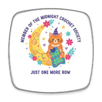 Midnight Crochet Society Nur noch eine Reihe - Viereckiger Kühlschrankmagnet - Weiß - Vorne