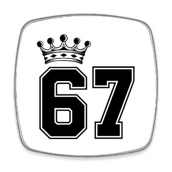 67 crowns - Square fridge magnet - white - Front