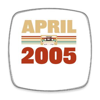 18e anniversaire Avril Né en 2005 Idée cadeau - Magnet carré - blanc - Devant