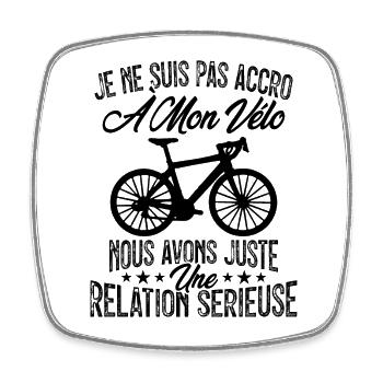 Je ne suis pas accro à mon vélo Cadeau cycliste - Magnet carré - blanc - Devant