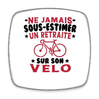 Un Retraité Sur Son Vélo Humour Retraite Cycliste - Magnet carré - blanc - Devant