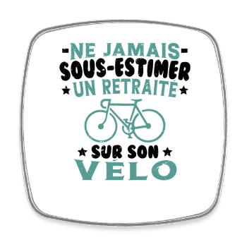 Un Retraité Sur Son Vélo Humour Retraite Cycliste - Magnet carré - blanc - Devant
