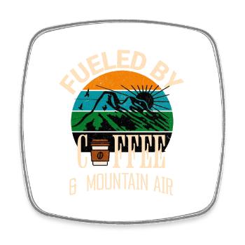 Fueled by Coffee Mountain Air Hiking Shirt  - Viereckiger Kühlschrankmagnet - Weiß - Vorne