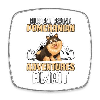 Fluff and Beyond Pomeranian Adventures Await - Viereckiger Kühlschrankmagnet - Weiß - Vorne