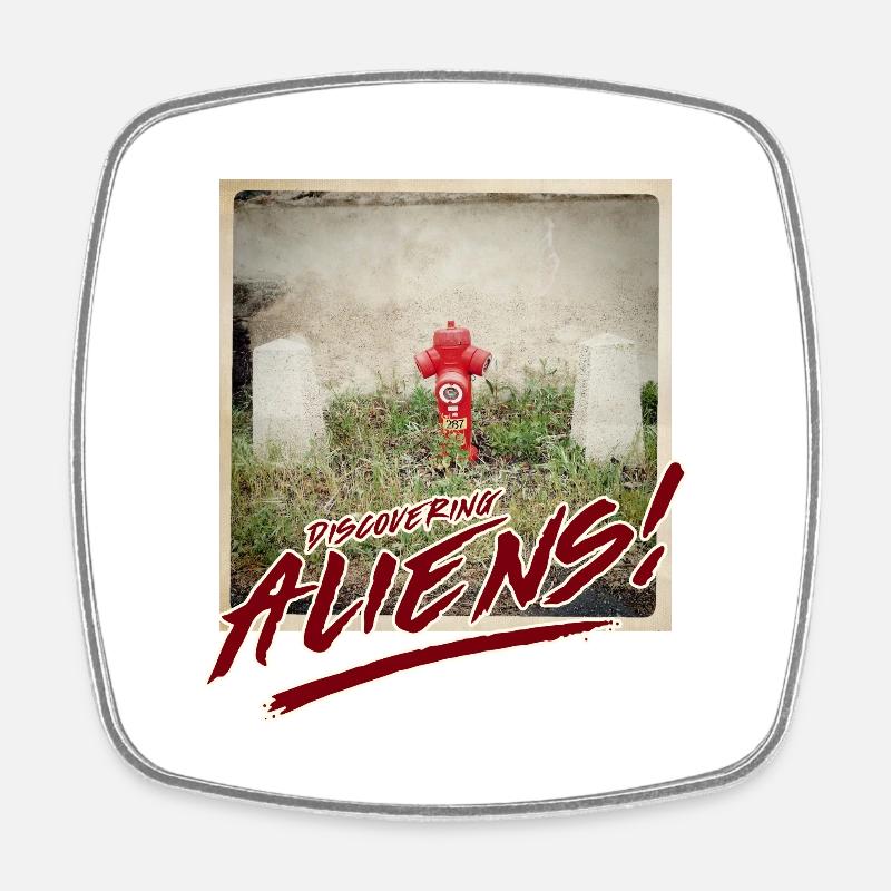Aliens 4 - Square fridge magnet - white