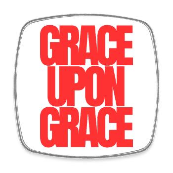 Grâce sur Grâce Typographie rouge Citation chrétienne - Magnet carré - blanc - Devant
