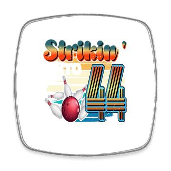 Strikin' Into 44 Bowling Bowler Feier Zum 44. - Viereckiger Kühlschrankmagnet - Weiß - Vorne