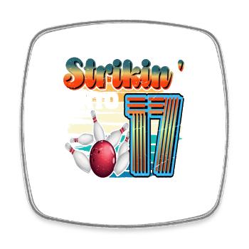 Strikin' Into 17 Bowling Bowler Feier Zum 17. - Viereckiger Kühlschrankmagnet - Weiß - Vorne